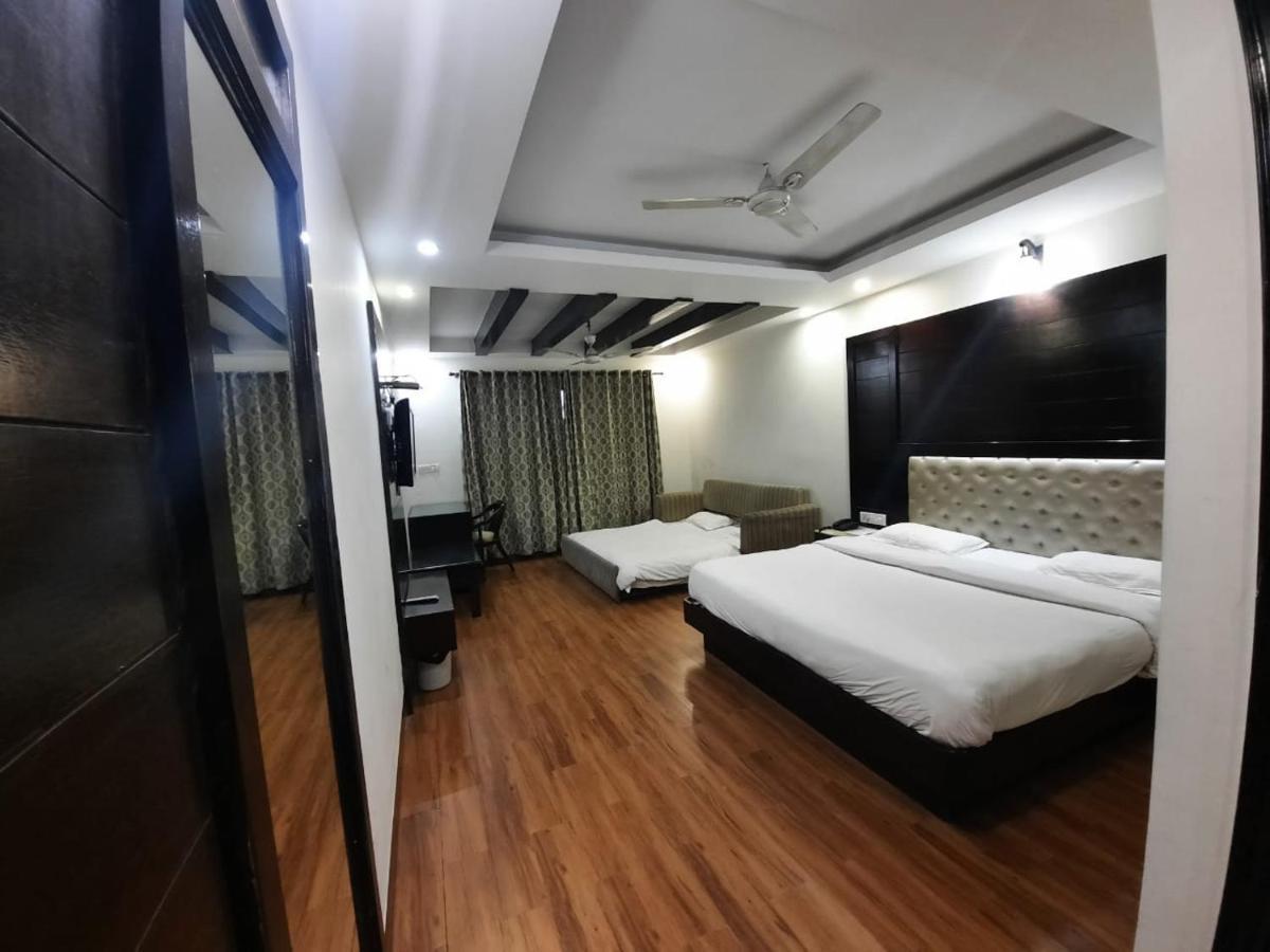 Hotel Basera Mussoorie Luaran gambar