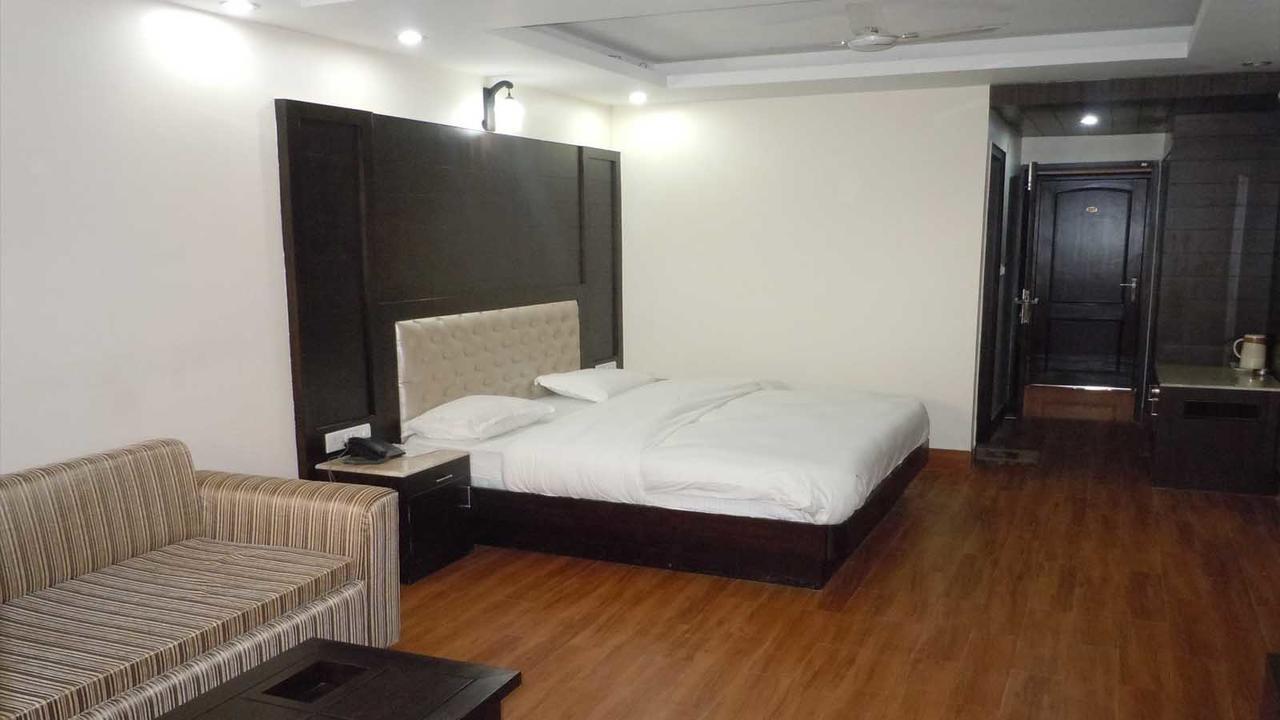 Hotel Basera Mussoorie Luaran gambar